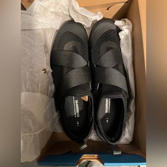 NEW IN BOX SHIMANO IC200 INDOOR CYCLING SHOES SH-IC200 MULTIPLE SIZES AVAILABLE! - Picture 5 of 13